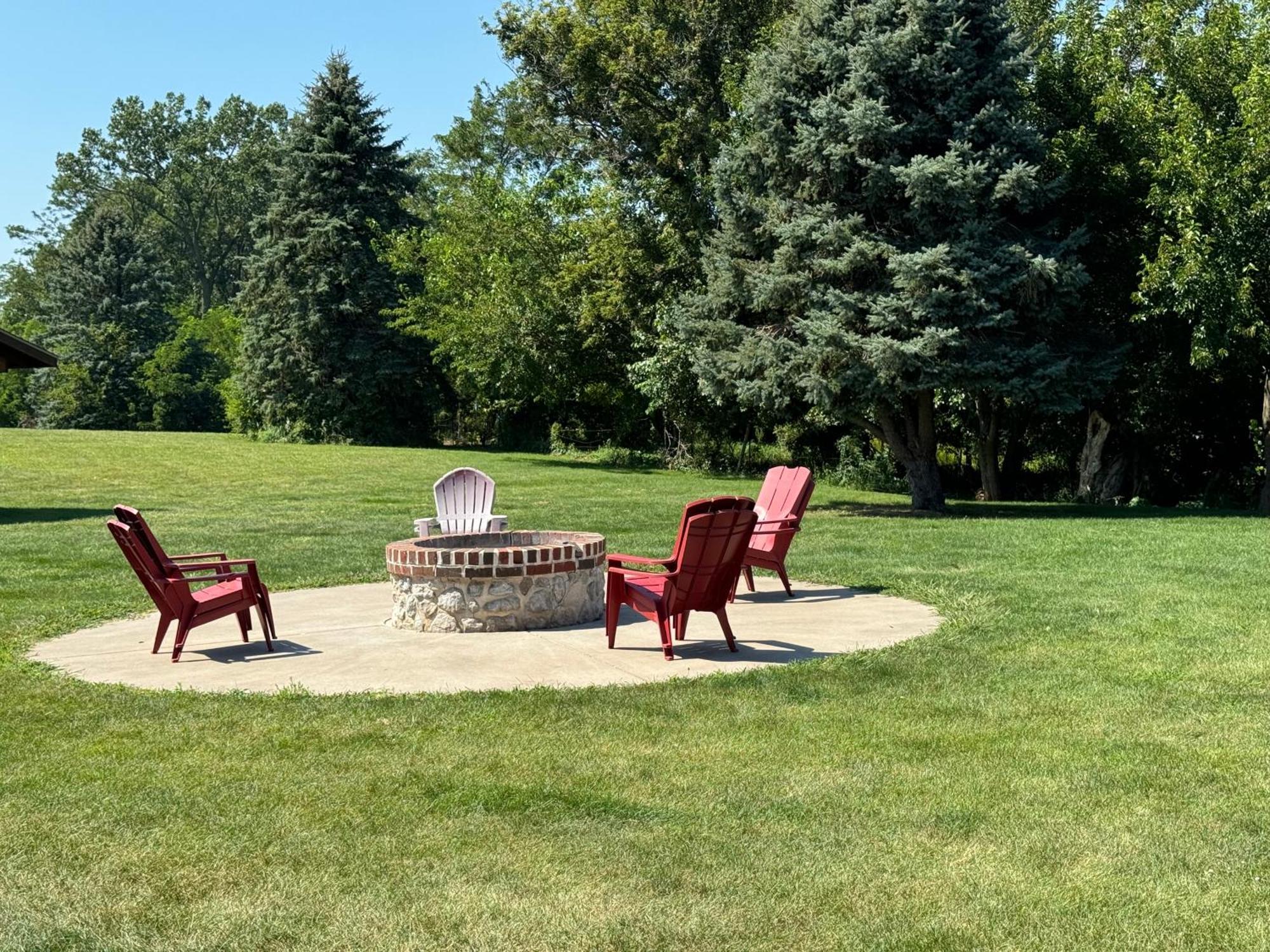 Grant Hills Motel Галена Экстерьер фото